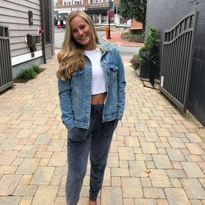 Meet your Posher, Sara